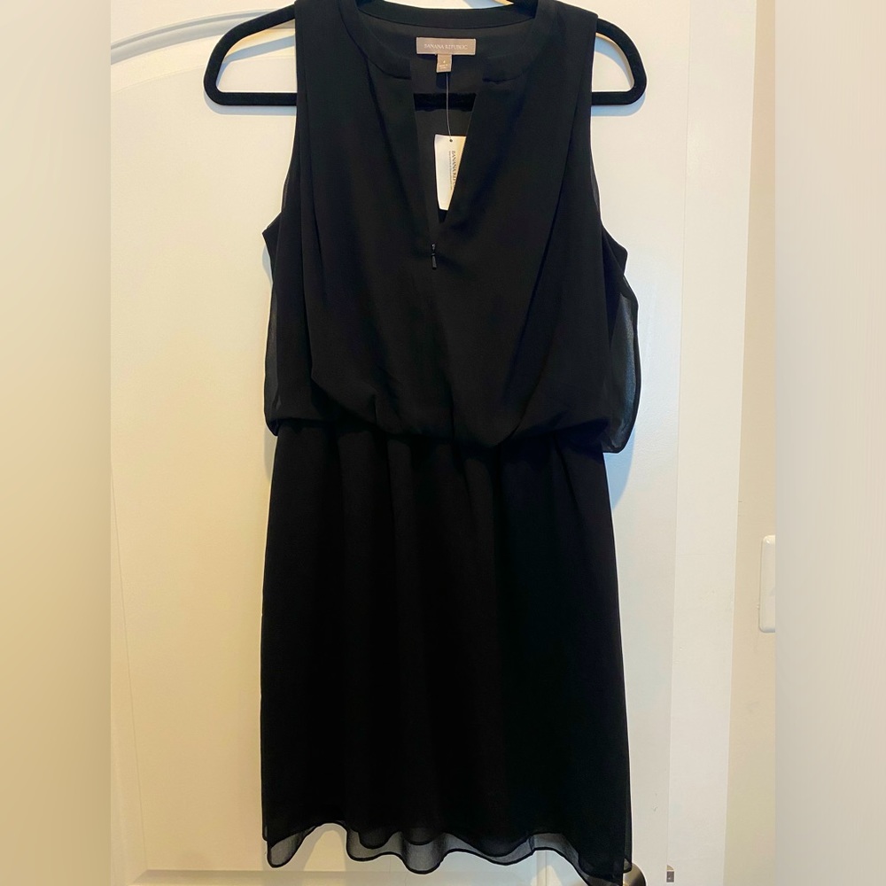 Banana Republic black dress. NWT
